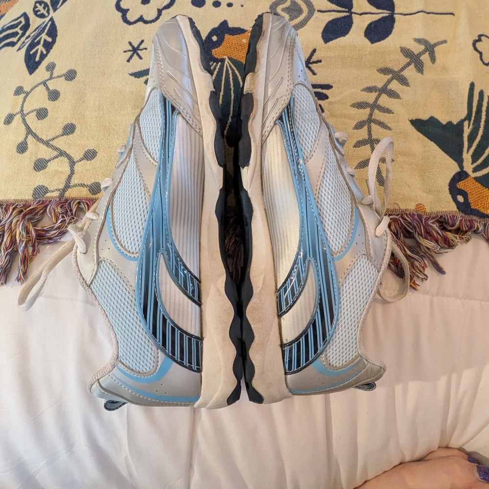 Cross Trekkers Running Shoes in Light Blue and White, Women's 12 - Picture 6 of 10